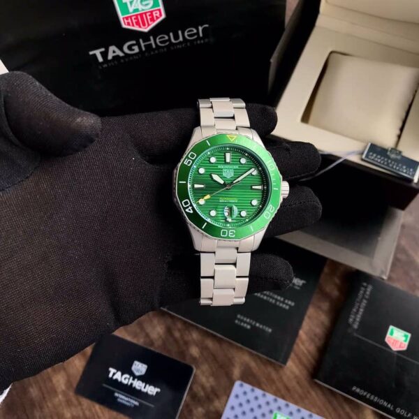 TAG Heuer Carerra AQUARACER Green Dial Special Edition Automatic Mens Watch - Image 5