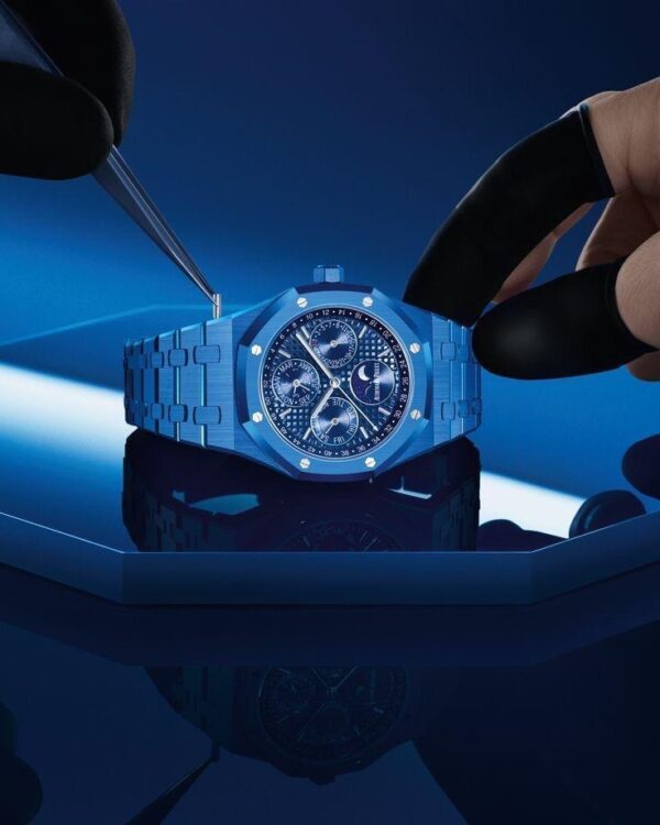 Audemars Piguet's New Royal Oak Perpetual Calendar watch Blue Dial Automatic Mens Watch - Image 8