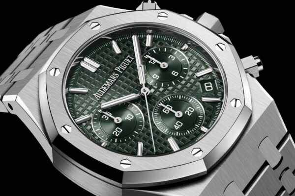 Audemars Piguet Royal Oak 50th Anniversary Chronograph’s Silver Green Dial Swiss ETA - Image 7