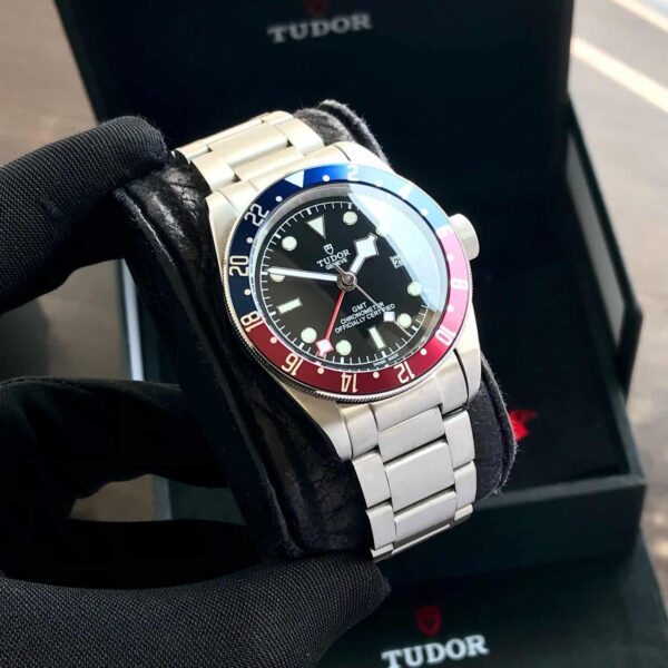 Tudor Black Bay GMT Swiss Automatic Machinery Mens Watch - Image 7