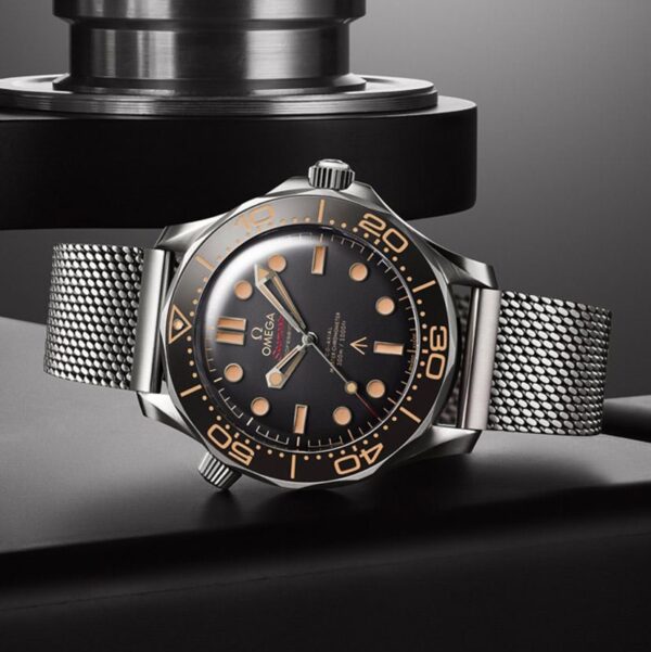 Omega Co‑Axial Master Chronometer 42 mm 007 Jeams Bond Edition Swiss ETA Movement - Image 6