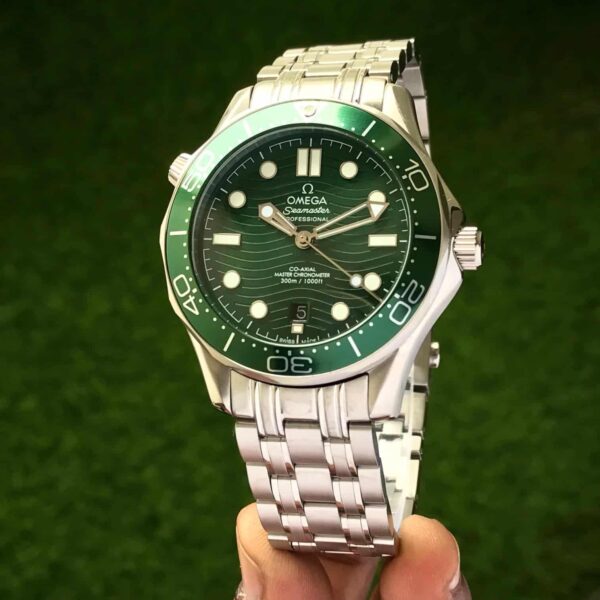 Omega Seamaster Professional Diver 300M Green Automatic Mens Watch - Image 3