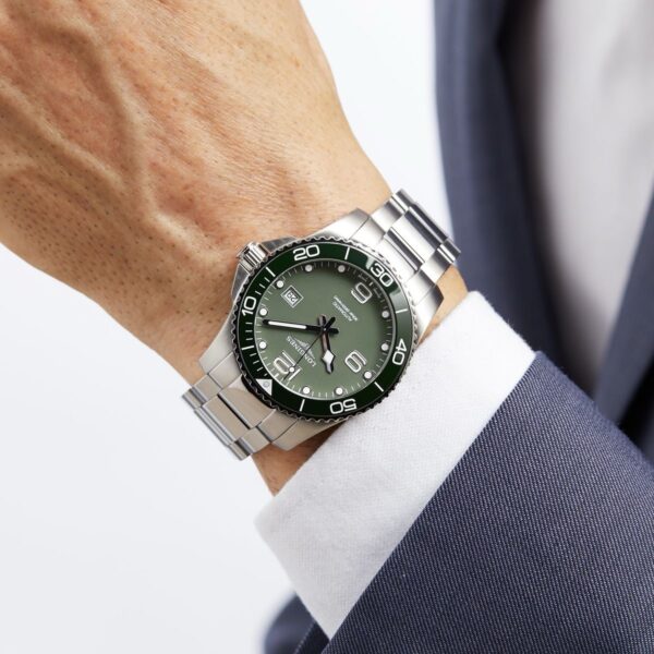 New Longines HydroConquest Stainless Steel Automatic Green Dial Men’s Watch - Image 8