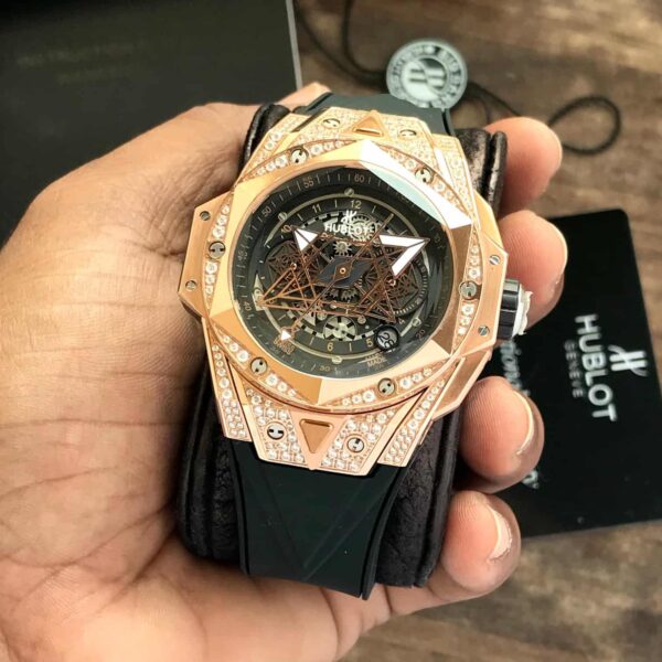 The Hublot Big Bang King Sang Bleu Rose Gold Dimond Premium Men’s Watch