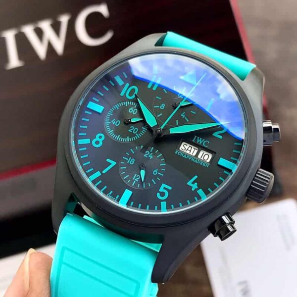 IWC Pilot’s Watch Chronograph 41 “Mercedes-AMG Petronas Formula One Team Edition - Image 4