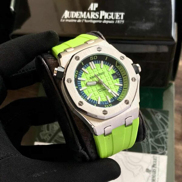 Audemars Piguet Royal Oak Offshore Diver Watch Green Dial 42mm Automatic Mens Watch - Image 6