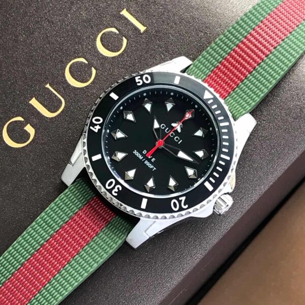 Gucci Dive Premiums Japanese Quartz Mens Watch - Image 3