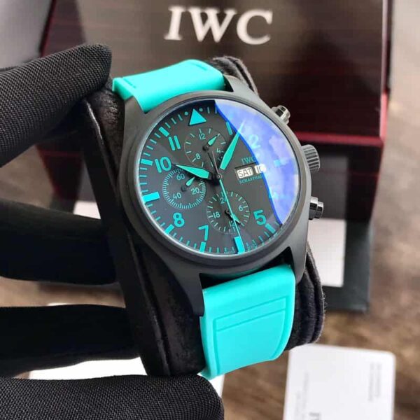 IWC Pilot’s Watch Chronograph 41 “Mercedes-AMG Petronas Formula One Team Edition - Image 3