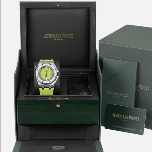 Audemars Piguet Royal Oak Offshore Diver Watch Green Dial 42mm Automatic Mens Watch - Image 10