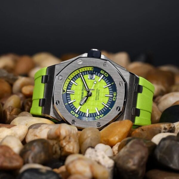 Audemars Piguet Royal Oak Offshore Diver Watch Green Dial 42mm Automatic Mens Watch - Image 5