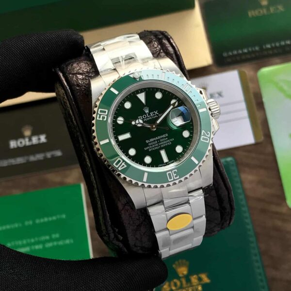 Rolex Submariner Hulk Edition Swiss ETA 1:1 Super Clone Automatic Mens Watch