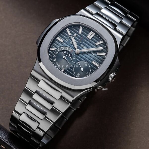 Patek Philippe Nautilus Moon Phase 5712 Swiss ETA Automatic Mens Watch - Image 3