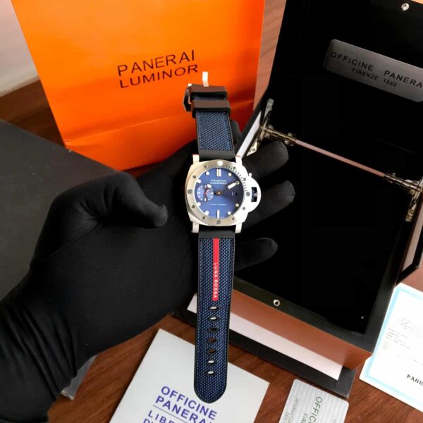 Panerai Submersible 44mm Blue Dial Quaranta Quattro Luna Rossa Boutique Automatic men’s Watch - Image 9