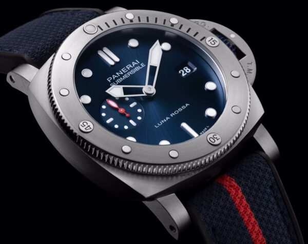 Panerai Submersible 44mm Blue Dial Quaranta Quattro Luna Rossa Boutique Automatic men’s Watch - Image 6