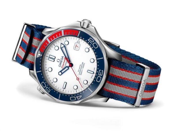 Omega Seamaster Diver 300M 007 Commander's Watch Limited Edition Automatic men’s Watch - Image 4