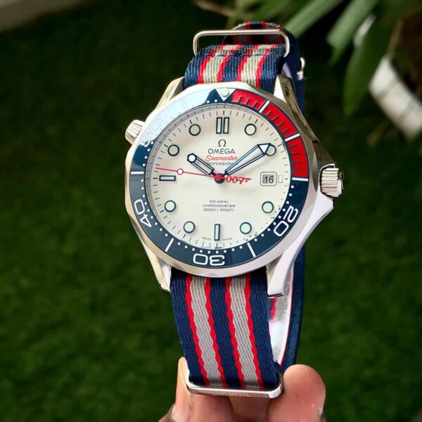 Omega Seamaster Diver 300M 007 Commander's Watch Limited Edition Automatic men’s Watch - Image 3