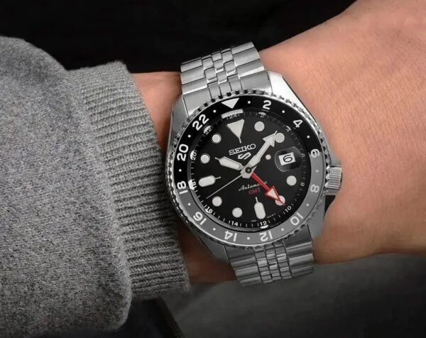 Seiko 5 Sports 'Black Grape' GMT SKX Re-Interpretation men’s Watch - Image 9