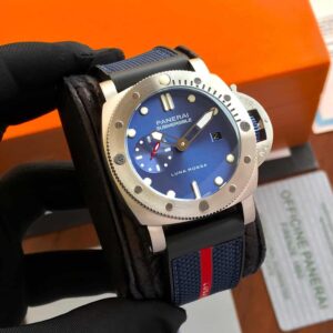 Panerai Submersible 44mm Blue Dial Quaranta Quattro Luna Rossa Boutique Automatic men’s Watch