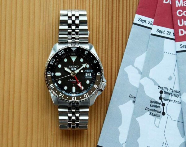 Seiko 5 Sports 'Black Grape' GMT SKX Re-Interpretation men’s Watch - Image 5
