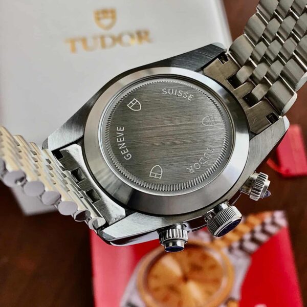 Tudor Black Bay Stainless Steel Pink Dial Jubil Chain Japanese Automatic Men’s Watch - Image 10
