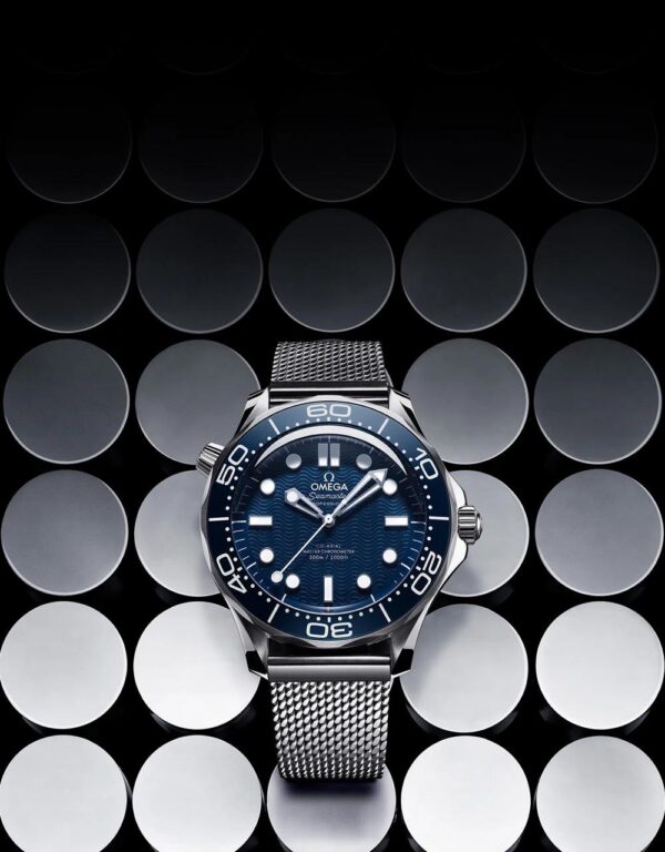 Omega Seamaster James Bond 60th Anniversary Limited Edition Automatic Men’s Watch - Image 3