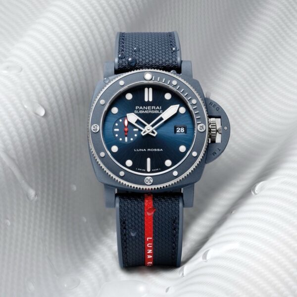 Panerai Submersible 44mm Automatic Quarantaquattro Luna Rossa men’s Watch - Image 3