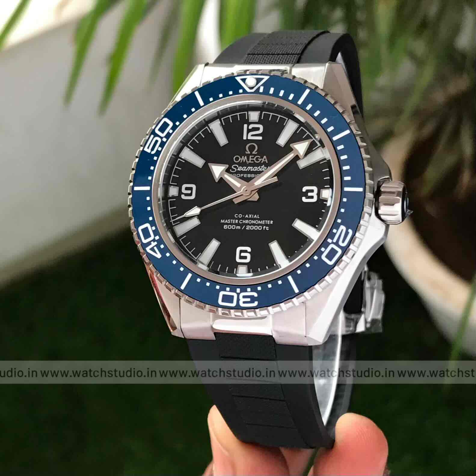 Omega Seamaster Planet Ocean
600M Co-Axial Master Chronometer Black Dial Blue Bezel 42mm Automatic Men’s Watch - Image 4