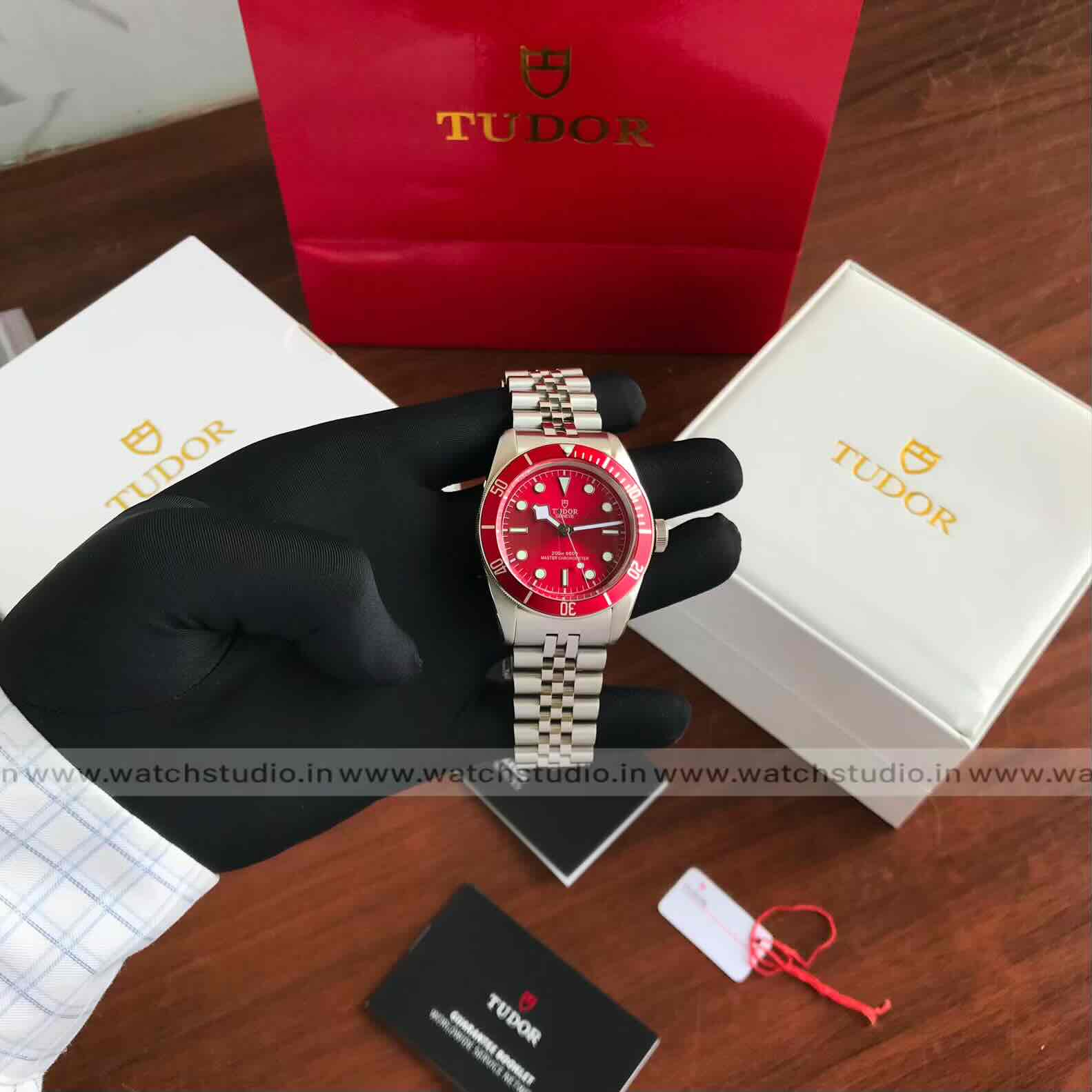 Tudor Black Bay Master Chronometer Red Dial Men’s Watch - Image 11