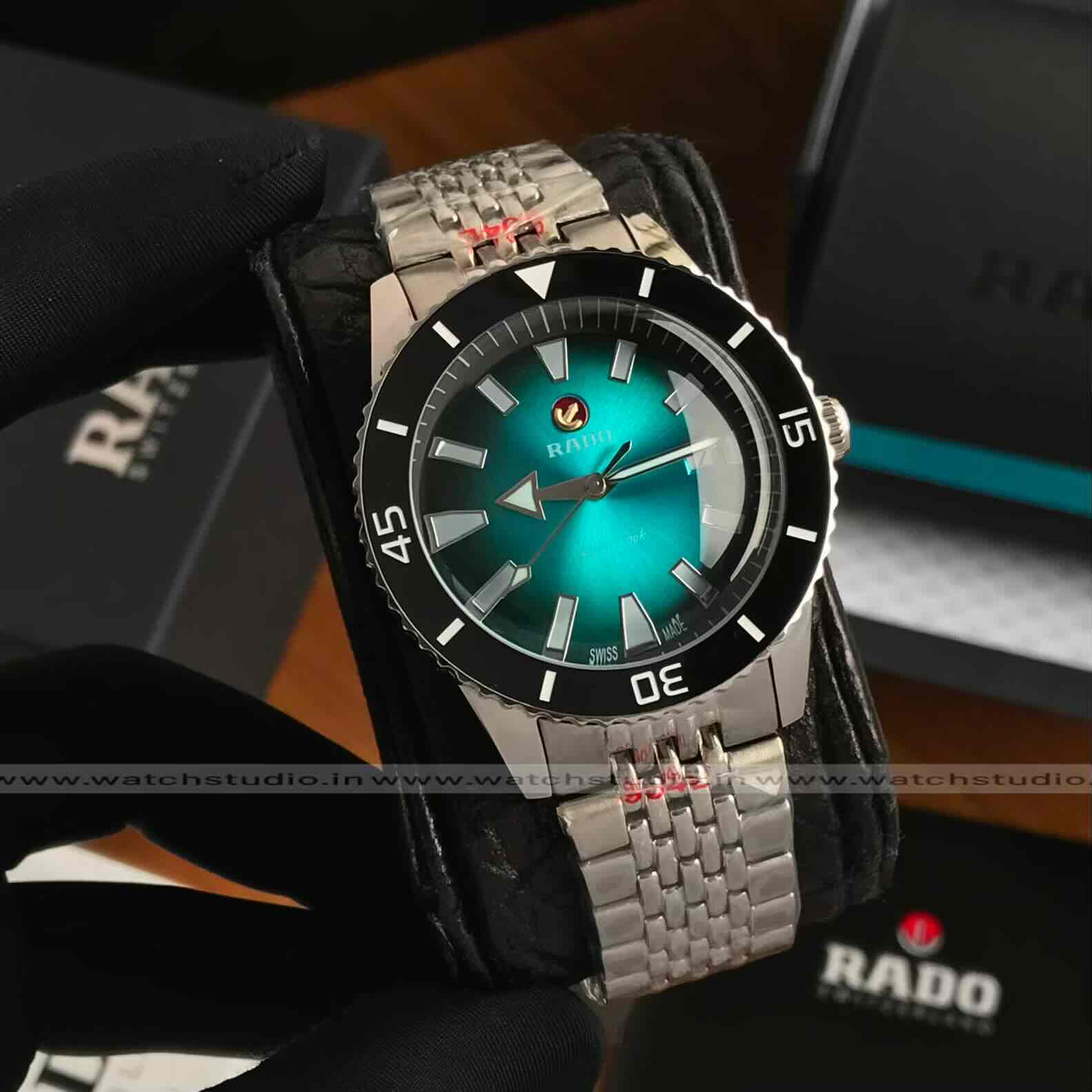 Rado Captain Cook Turquoise Blue Dial 40 mm Automatic Men’s Watch