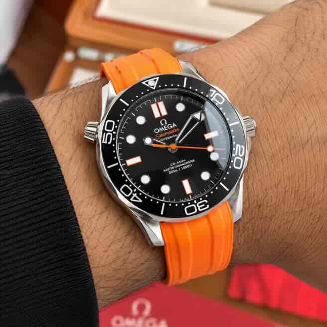 Omega Seamaster Diver 300M Co-Axial Master Chronometer Black Dial Orange Strap Automatic Men’s Watch Omega Seamaster Diver 300M Co-Axial Master Chronometer Black Dial Orange Strap Automatic Men’s Watch - Image 8