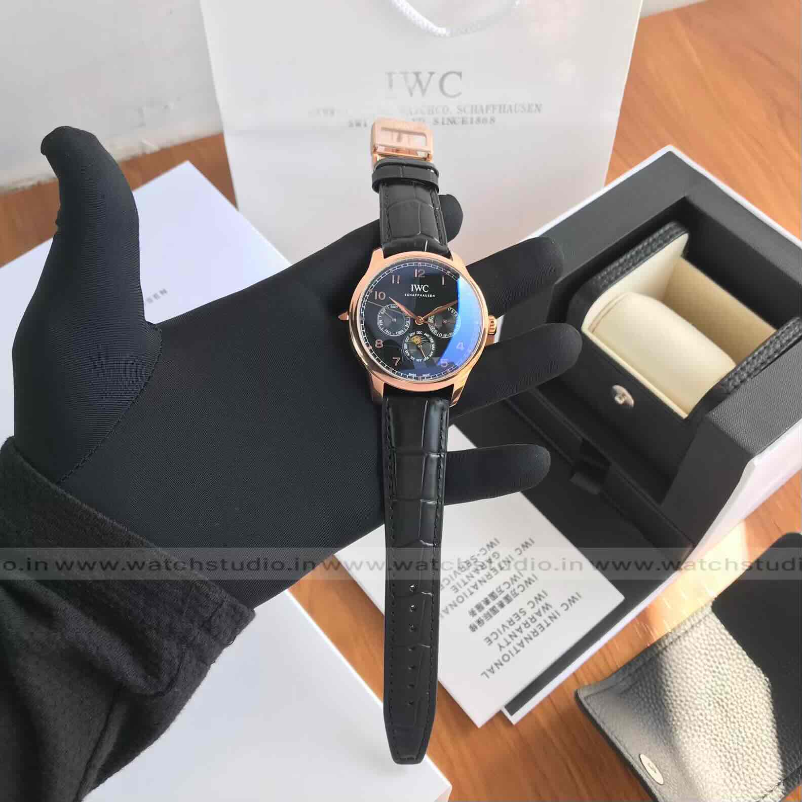 IWC Schaffhausen Portugieser Chronograph Calendar Style Black Dial Automatic Movement IWC Schaffhausen Portugieser Chronograph Calendar Style Black Dial Automatic Movement - Image 7