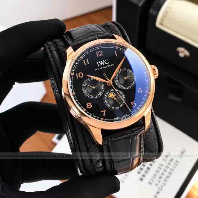 IWC Schaffhausen Portugieser Chronograph Calendar Style Black Dial Automatic Movement IWC Schaffhausen Portugieser Chronograph Calendar Style Black Dial Automatic Movement