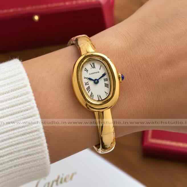Cartier Baignoire Bangle White Dial Golden finish,Timeless Luxury & Elegance Women’s Watch Cartier Baignoire Bangle White
Dial Golden finish,Timeless Luxury & Elegance Women’s Watch - Image 6