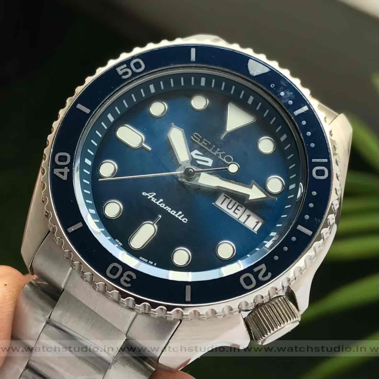 Seiko 5 Sports Blue Sunburst Dial 40 mm Bezel rotating Automatic Men’s Watch Seiko 5 Sports Blue Sunburst Dial 40 mm Bezel rotating Automatic Men’s Watch - Image 4