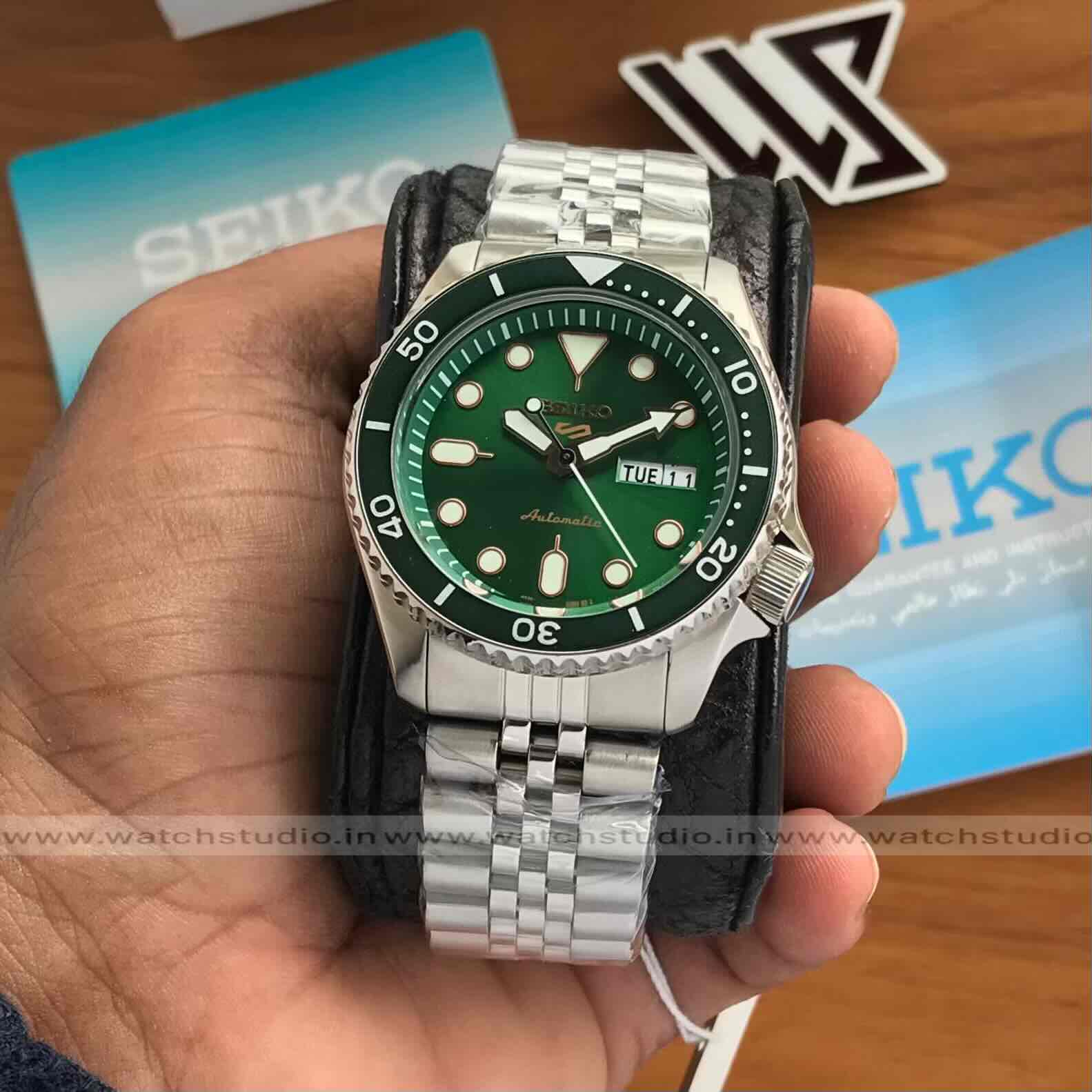 Seiko 5 Sports Green Sunburst Dial 40 mm Bezel rotating Automatic Men’s Watch Seiko 5 Sports Green Sunburst Dial 40 mm Bezel rotating Automatic Men’s Watch - Image 6
