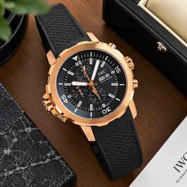 IWC Aquatimer Chronograph Day Date Rose Gold Tone Black Dial Automatic Movement IWC Aquatimer Chronograph Day Date Rose Gold Tone Black Dial Automatic Movement - Image 5
