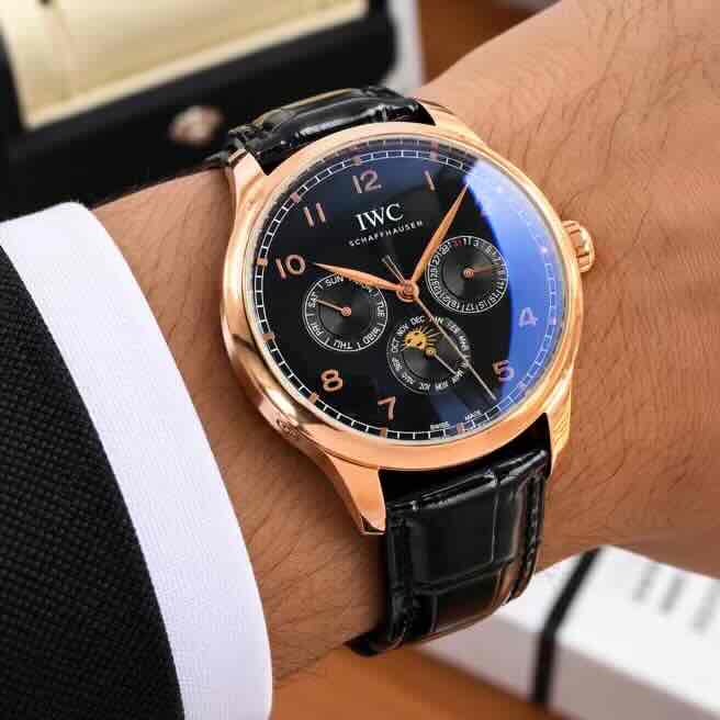 IWC Schaffhausen Portugieser Chronograph Calendar Style Black Dial Automatic Movement IWC Schaffhausen Portugieser Chronograph Calendar Style Black Dial Automatic Movement - Image 5